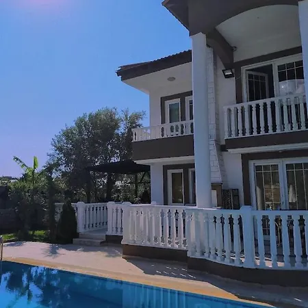 Villa Delux Irina *